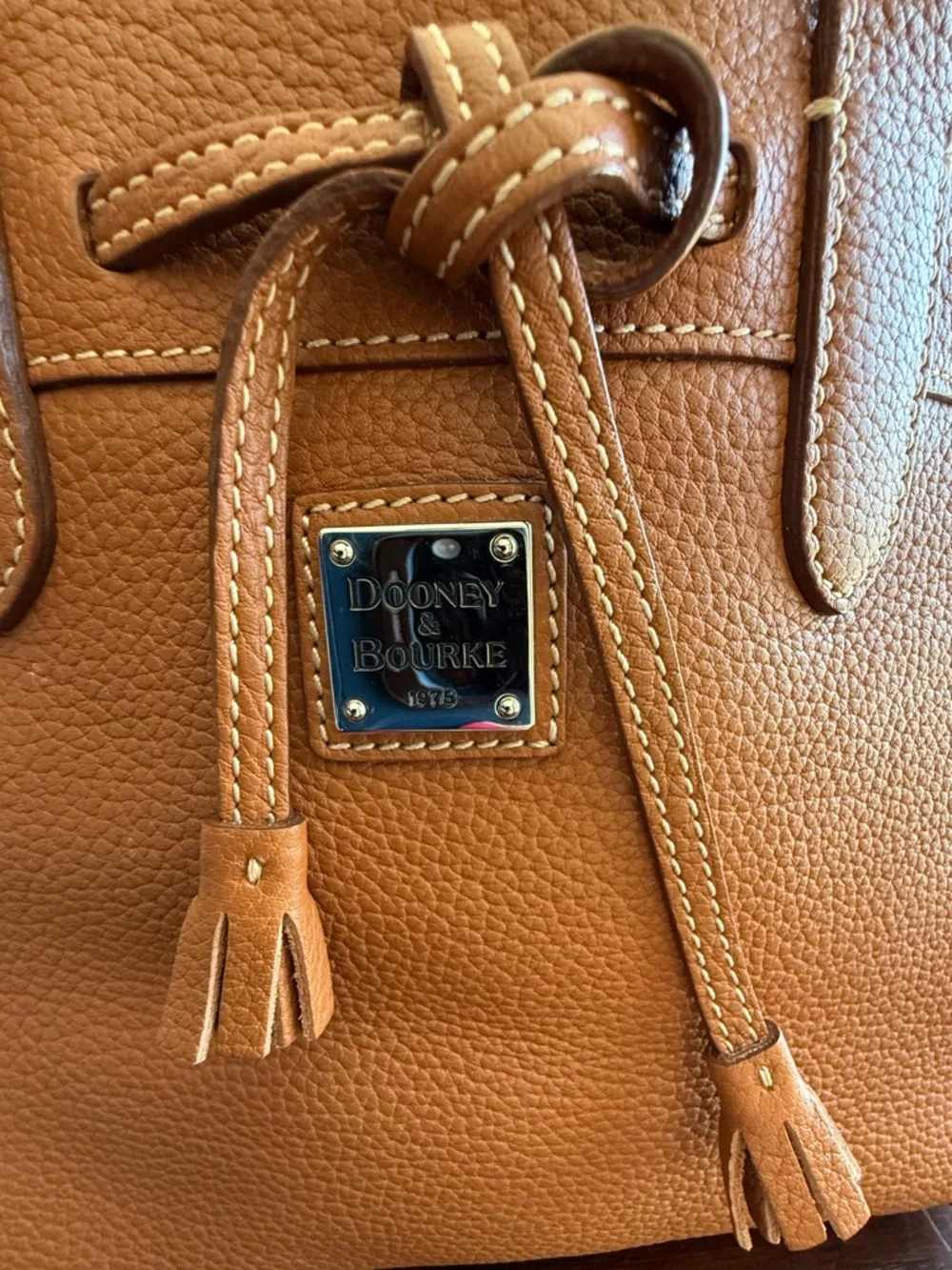 Vintage Dooney & Bourke Tan Pebble Leather Medium Tassel Tote - Picture 3 of 14